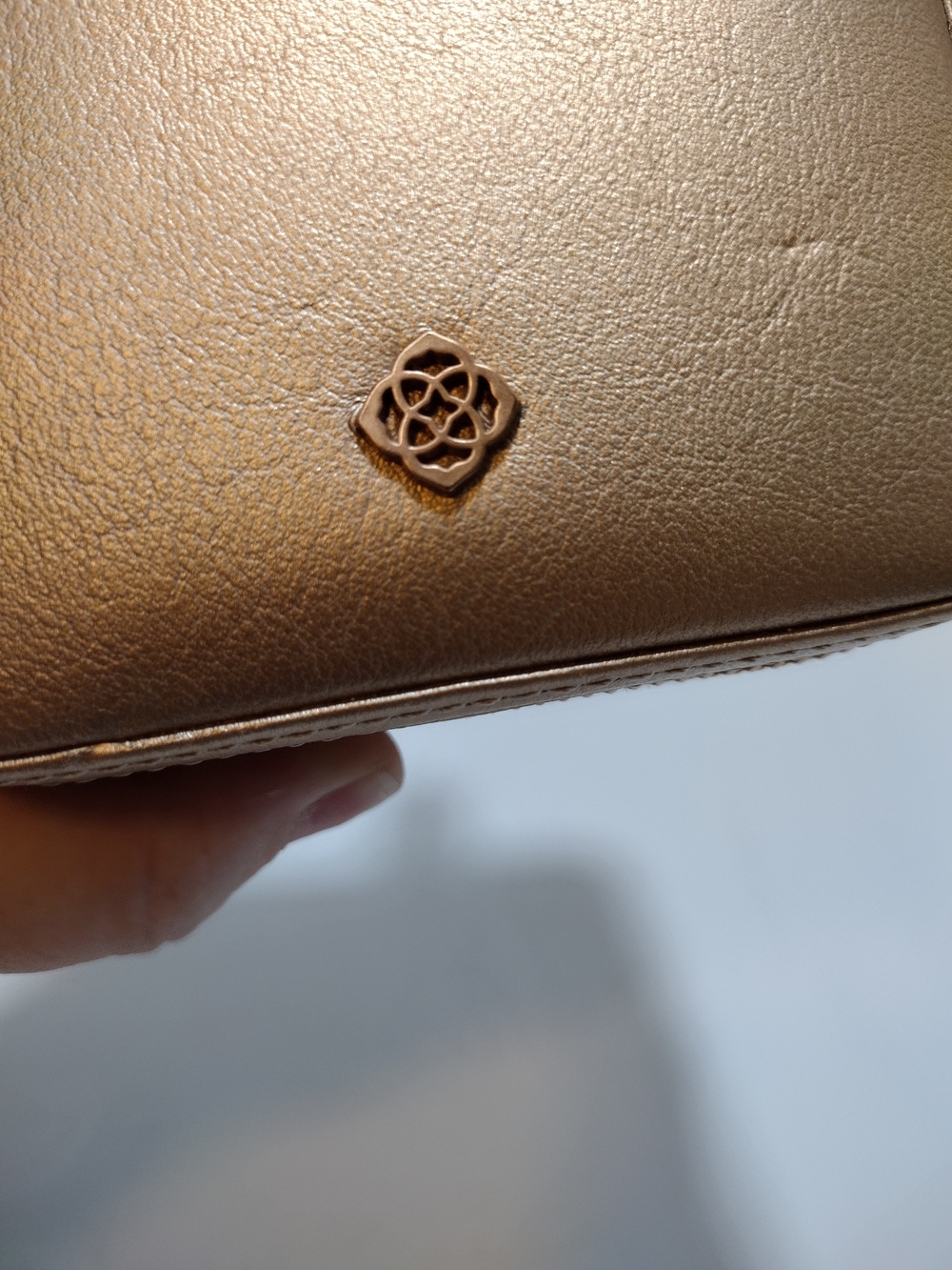 Kendra Scott Jewelry Travel Case - Picture 4 of 10
